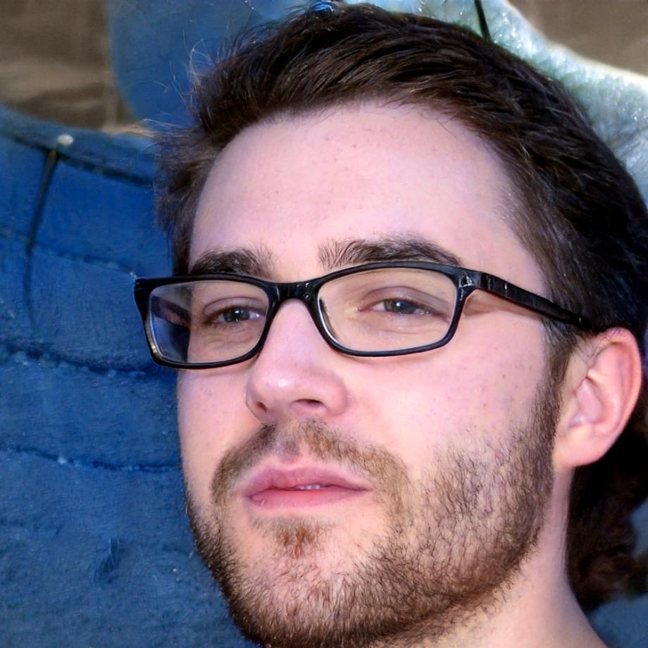 Portret eksperta finansowego Jakuba Wierzbickiego